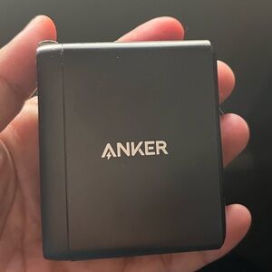 Anker Midnight Black Power Adapter